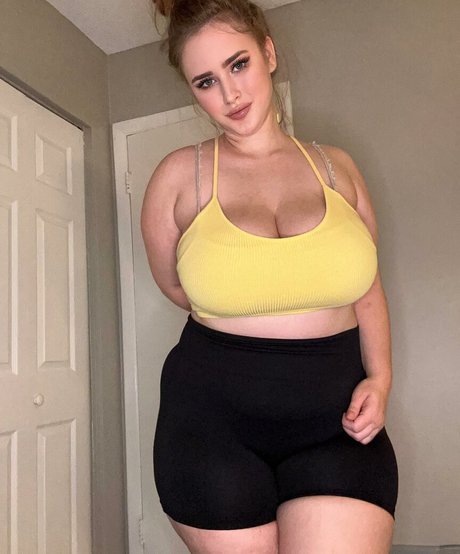 Naakte gelekte OnlyFans-foto van Scarlett Rose