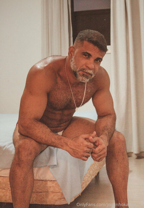 Naakte gelekte OnlyFans-foto van Jorginhokarioka21