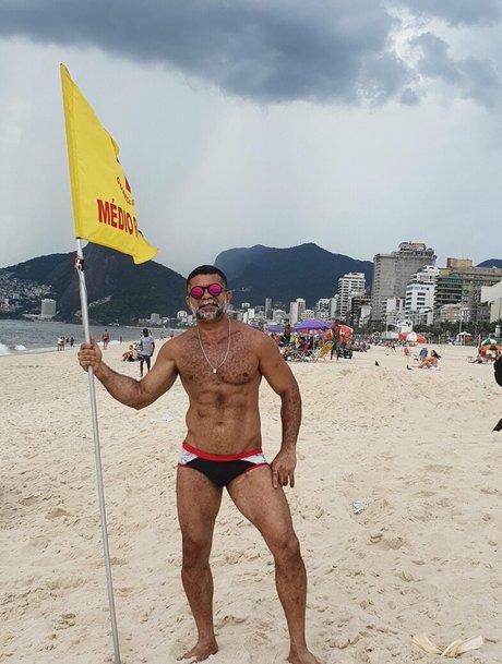 Naakte gelekte OnlyFans-foto van Jorginhokarioka21