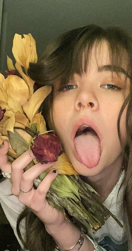 Naakte gelekte OnlyFans-foto van Nikkiinatural