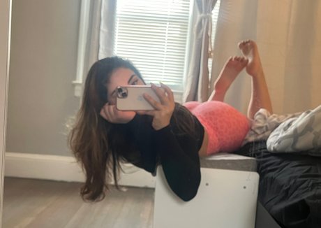 Naakte gelekte OnlyFans-foto van Ninagonz