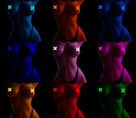 Naakte gelekte OnlyFans-foto van Swallowyoudown