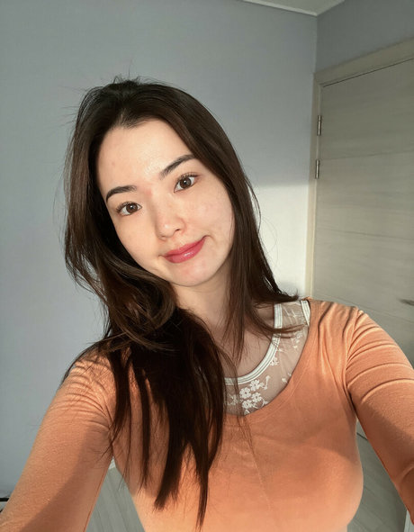 Naakte gelekte OnlyFans-foto van Konglishfashion