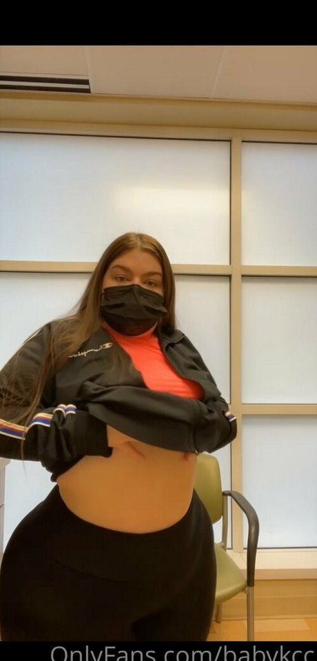 Naakte gelekte OnlyFans-foto van Babykcc