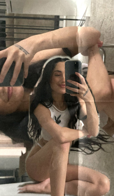 Naakte gelekte OnlyFans-foto van Itsdaniella777
