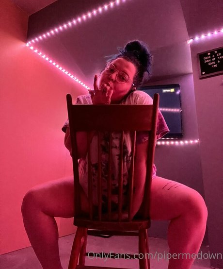 Naakte gelekte OnlyFans-foto van Pipermedown