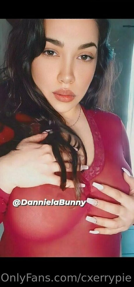 Naakte gelekte OnlyFans-foto van Cxerrypie