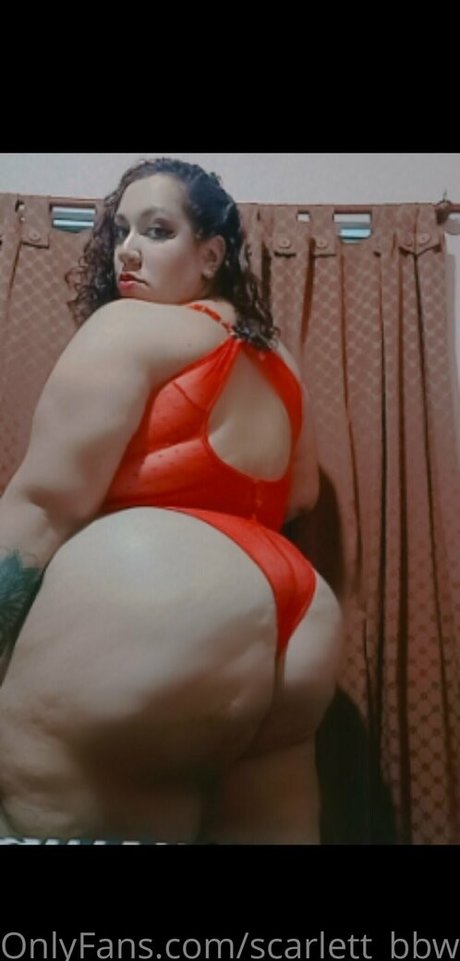 Naakte gelekte OnlyFans-foto van Scarlettbbwhot