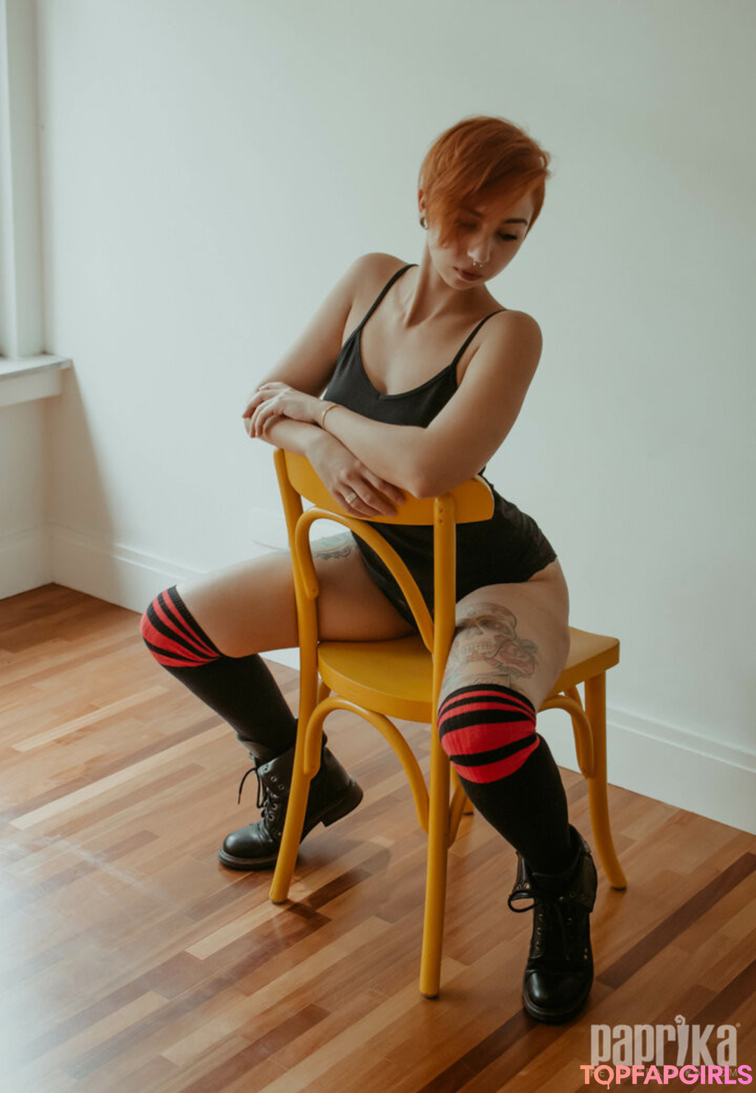 Naakte gelekte OnlyFans-foto van Paprika #1170