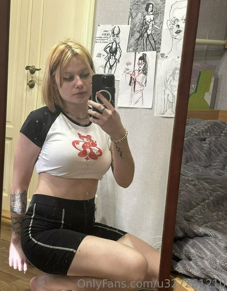 Naakte gelekte OnlyFans-foto van Lilliefrance