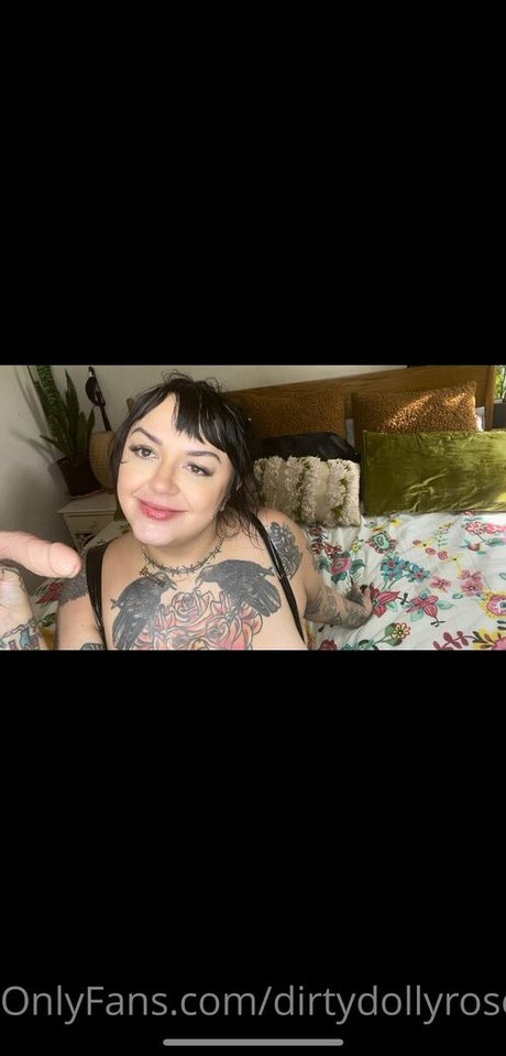 Naakte gelekte OnlyFans-foto van Dirtydollyrose