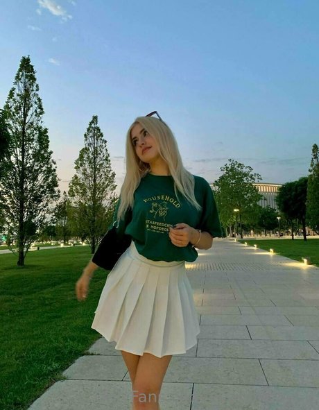 Naakte gelekte OnlyFans-foto van Evaholiday69