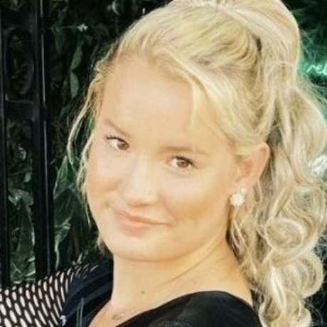 Naakte gelekte OnlyFans-foto van Sydney Wilson