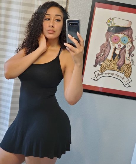 Naakte gelekte OnlyFans-foto van Cleocakes