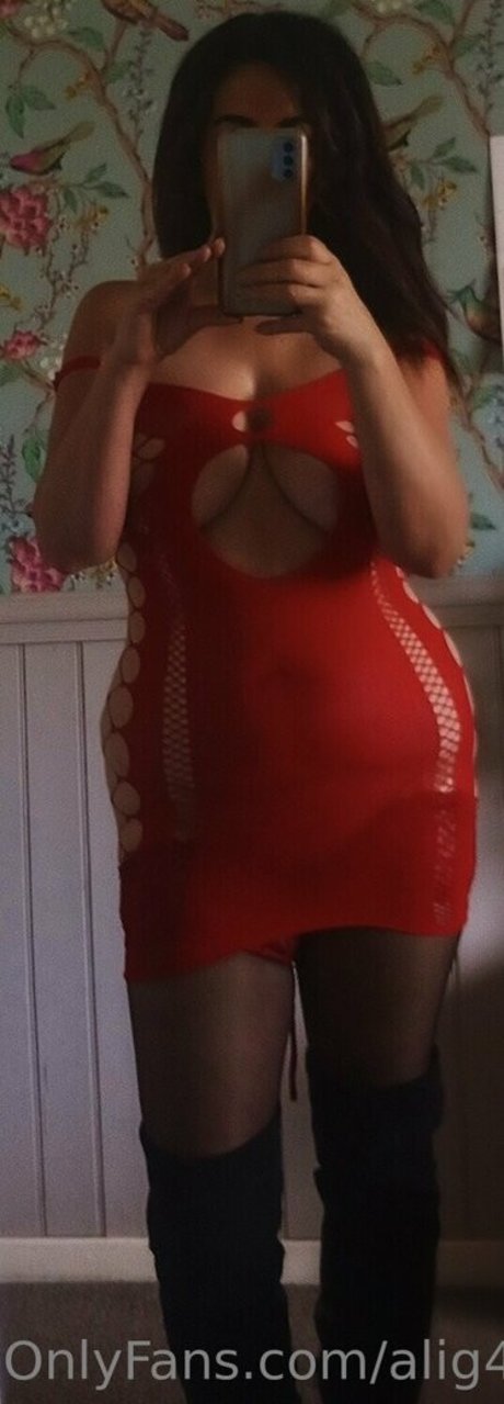 Naakte gelekte OnlyFans-foto van Alig44444