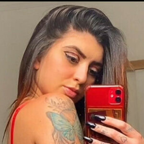 Naakte gelekte OnlyFans-foto van Eaethamy