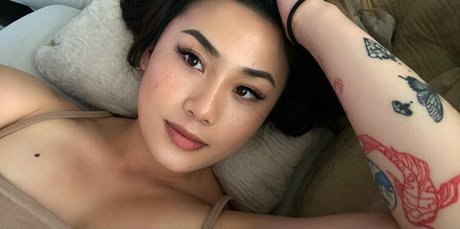 Naakte gelekte OnlyFans-foto van Lindaafreckles