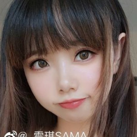 Naakte gelekte OnlyFans-foto van Xueqisama