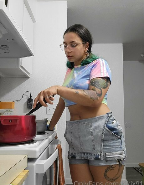 Naakte gelekte OnlyFans-foto van Kikix91