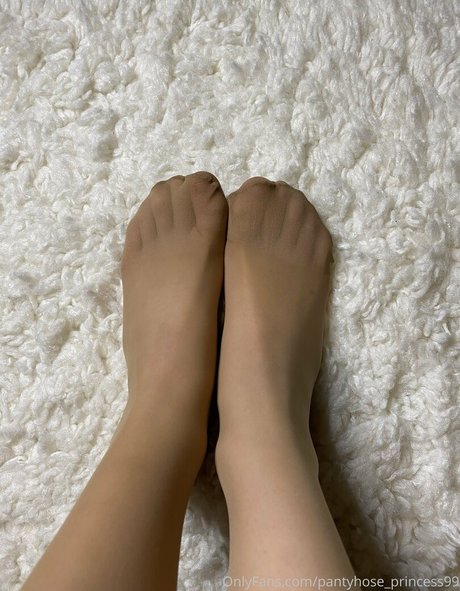 Pantyhoseprincess99