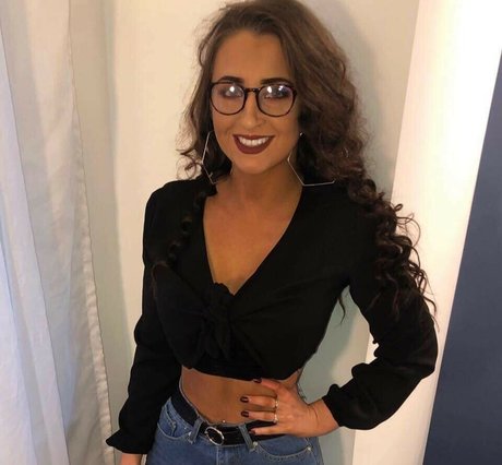 Naakte gelekte OnlyFans-foto van Sadhbh Flemming