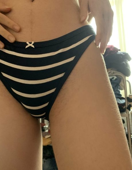 Naakte gelekte OnlyFans-foto van Kawaiilove