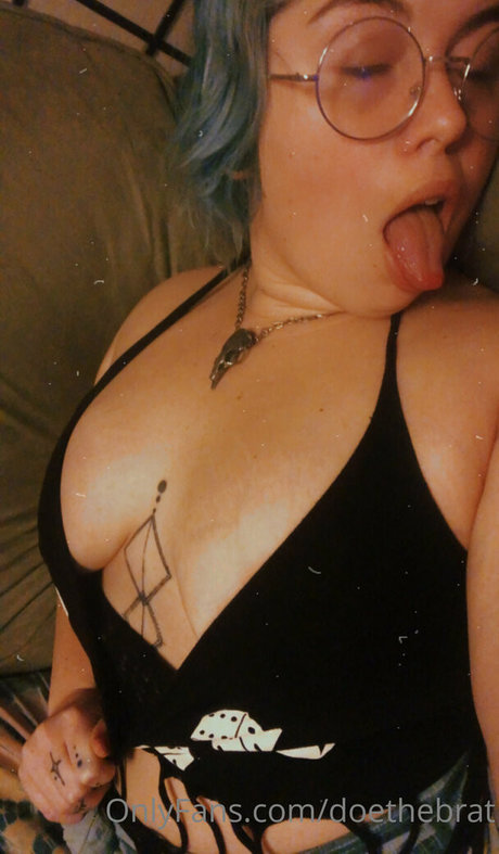 Naakte gelekte OnlyFans-foto van Doethebrat