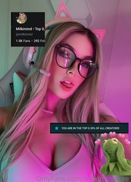 Naakte gelekte OnlyFans-foto van Milkimindfree