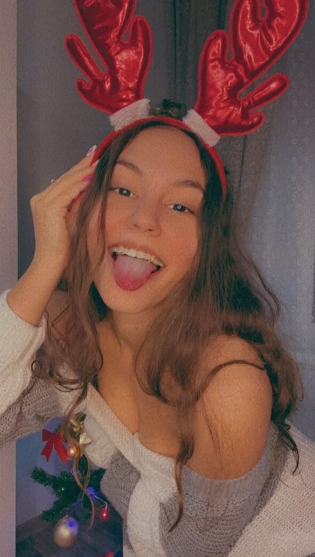 Naakte gelekte OnlyFans-foto van Babycarriefree