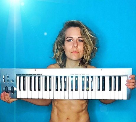 Naakte gelekte OnlyFans-foto van Ali Spagnola