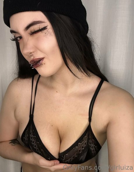 Naakte gelekte OnlyFans-foto van Glrluiza