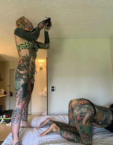 Naakte gelekte OnlyFans-foto van Prismofdeath