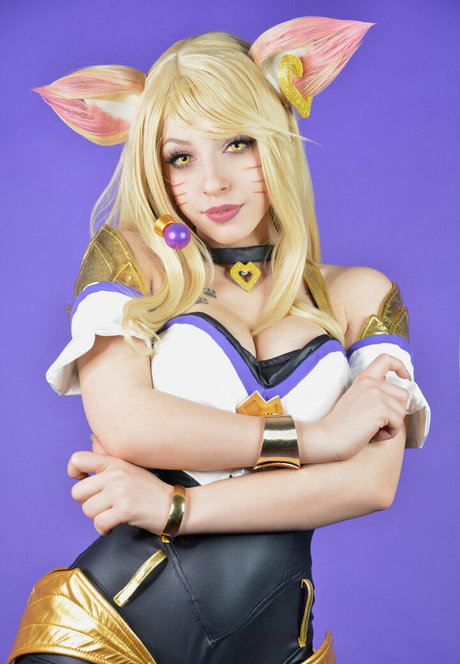 Aoy_Queen