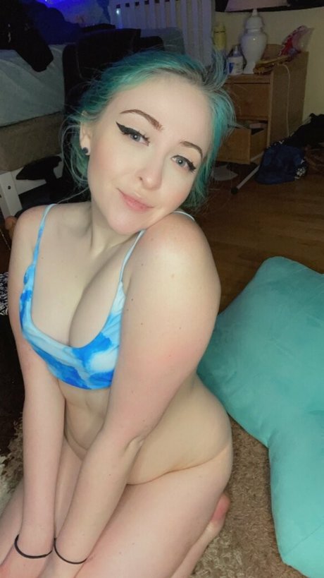 Naakte gelekte OnlyFans-foto van Lunafayefree