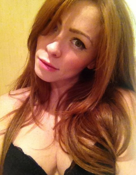 Naakte gelekte OnlyFans-foto van Natasha Hamilton