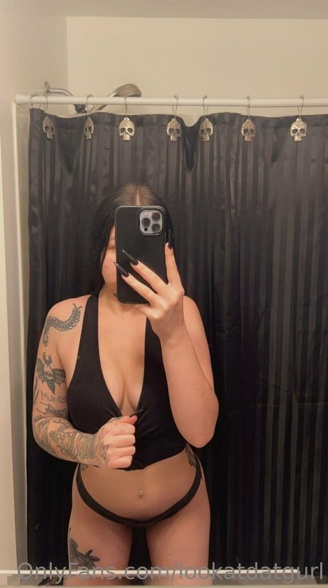 Naakte gelekte OnlyFans-foto van Lookatdatgurl