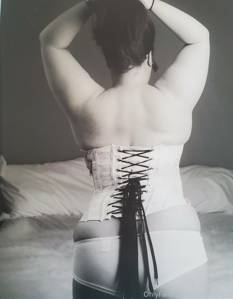 Naakte gelekte OnlyFans-foto van Missmasque