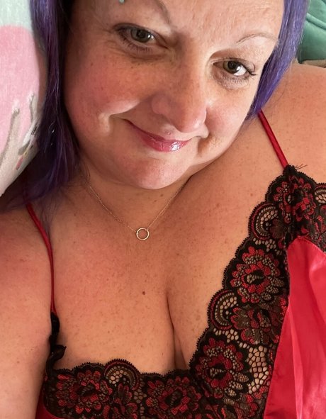 Naakte gelekte OnlyFans-foto van Sunlovingchick