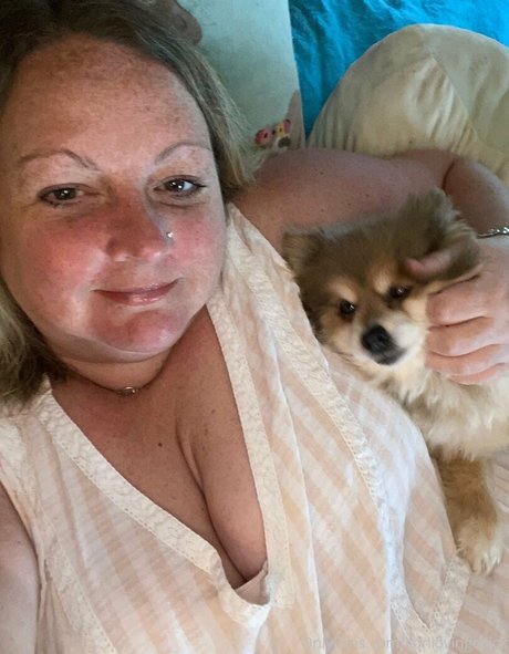 Naakte gelekte OnlyFans-foto van Sunlovingchick