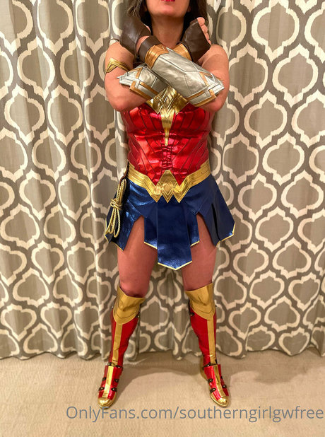 Naakte gelekte OnlyFans-foto van Southerngirlgwfree