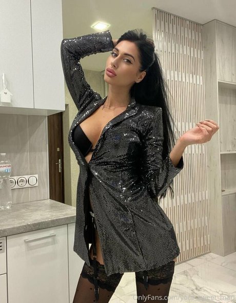Naakte gelekte OnlyFans-foto van Yoursweetmari