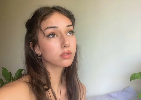 Naakte gelekte OnlyFans-foto van Prettyb0ishit