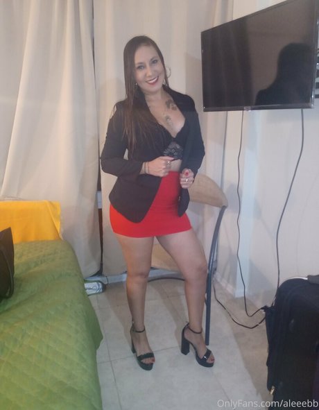 Naakte gelekte OnlyFans-foto van Bitchlatina22