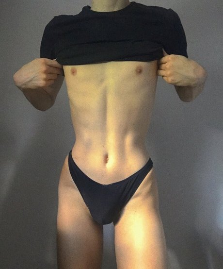 Naakte gelekte OnlyFans-foto van Femboyxxx