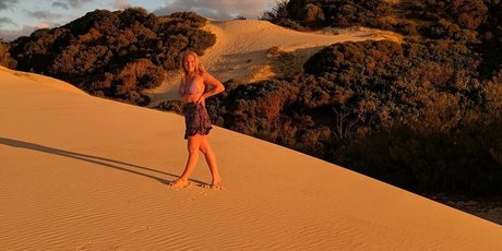 Naakte gelekte OnlyFans-foto van Anja Nissen