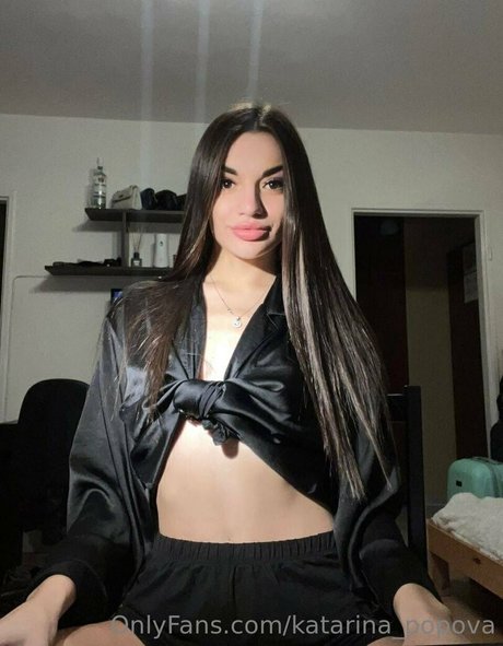 Naakte gelekte OnlyFans-foto van Katarinapopova