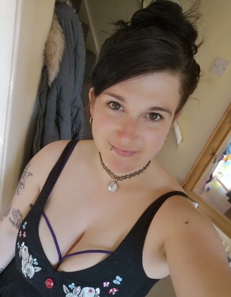 Naakte gelekte OnlyFans-foto van Pregnantmamamsalicefury