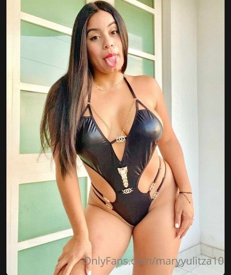 Naakte gelekte OnlyFans-foto van Maryyulitza10