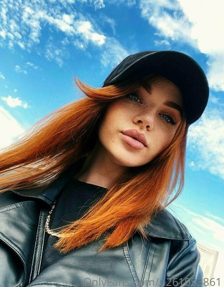 Naakte gelekte OnlyFans-foto van Redfoxxxxxxx