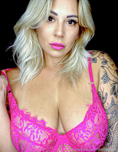 Naakte gelekte OnlyFans-foto van Meredith Jacqueline